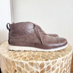 Ugg Freamon Men's Espresso Brown Leather Chukka Boots size 9